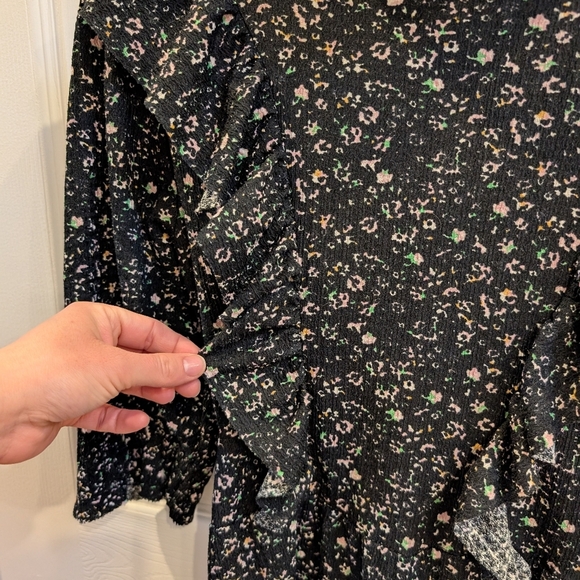 Zara Floral Ruffle dress - Picture 2 of 6